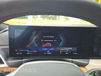 2025 BMW i4 xDrive40 - miniatura 9