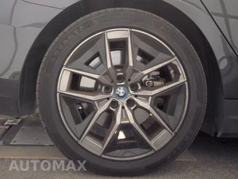 2025 BMW i5 eDrive40 – miniatura 11