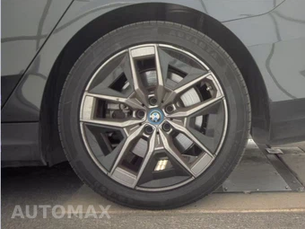 2025 BMW i5 eDrive40 – miniatura 12