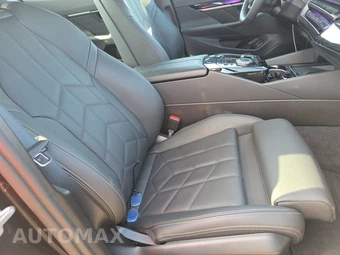 2025 BMW i5 eDrive40 – miniatura 14