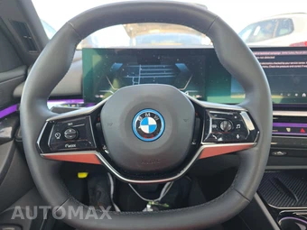 2025 BMW i5 eDrive40 – miniatura 16