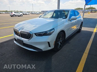 2025 BMW i5 eDrive40 - samochód z USA z aukcji Manheim, oferta Kup Teraz w AUTOMAX