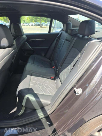 2025 BMW i5 eDrive40 - miniatura 13