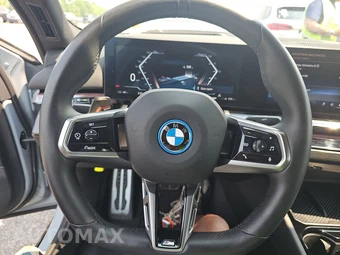 2025 BMW i5 xDrive40 M SPORT LINE - miniatura 10