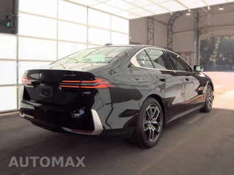 2025 BMW i5 xDrive40 - miniatura 5