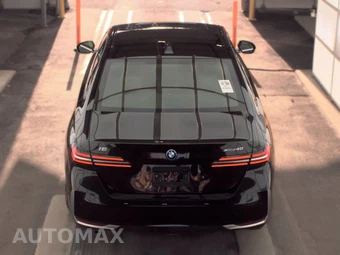 2025 BMW i5 xDrive40 - miniatura 6