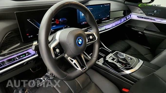 2025 BMW i7 eDrive50 M SPORT LINE - miniatura 47