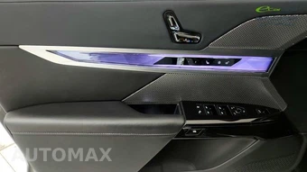 2025 BMW i7 eDrive50 M SPORT LINE - miniatura 50