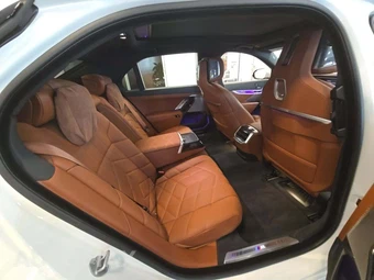 2025 BMW i7 eDrive50 M SPORT LINE - miniatura 17