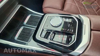 2025 BMW i7 eDrive50 M SPORT LINE – miniatura 47