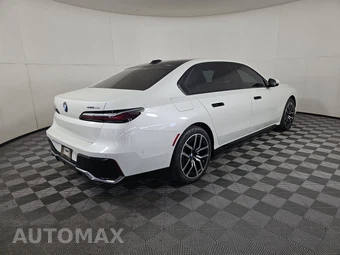 2025 BMW i7 eDrive50 M SPORT LINE – miniatura 4