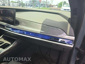 2025 BMW i7 eDrive50 – miniatura 19