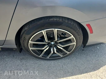 2025 BMW i7 M70 – miniatura 11