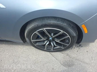 2025 BMW i7 M70 – miniatura 9