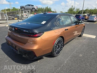 2025 BMW i7 M70 – miniatura 4