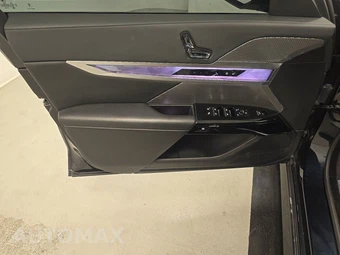 2025 BMW i7 xDrive60 M SPORT LINE - miniatura 9