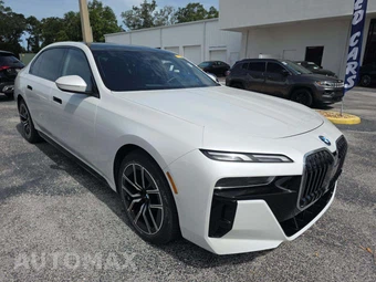 2025 BMW i7 xDrive60 M SPORT LINE – miniatura 4