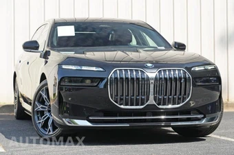 2025 BMW i7 xDrive60 - miniatura 2