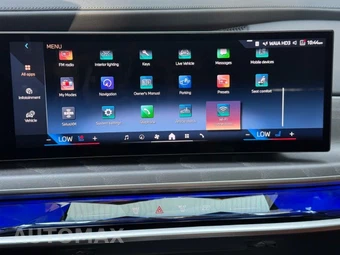 2025 BMW i7 xDrive60 - miniatura 26