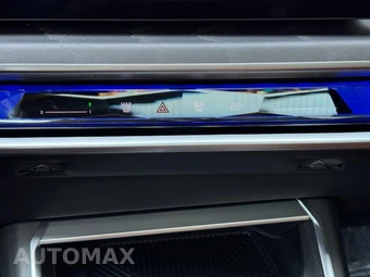 2025 BMW i7 xDrive60 - miniatura 31