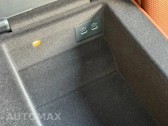 2025 BMW i7 xDrive60 - miniatura 44