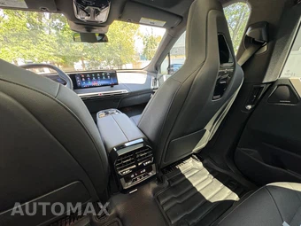 2025 BMW iX xDrive50 - miniatura 22