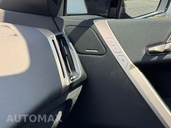 2025 BMW iX xDrive50 - miniatura 26