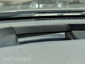 2025 BMW iX xDrive50 - miniatura 30