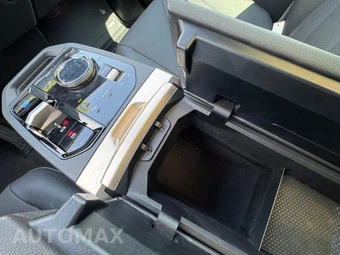 2025 BMW iX xDrive50 - miniatura 36