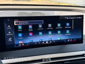 2025 BMW iX xDrive50 - miniatura 41