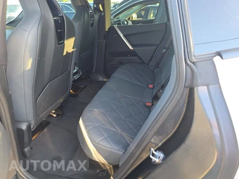 2025 BMW iX xDrive50 - miniatura 13