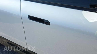 2025 BMW iX xDrive50 - miniatura 22
