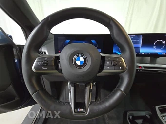 2025 BMW iX xDrive50 - miniatura 10