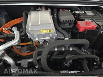 2025 BMW iX xDrive50 - miniatura 15