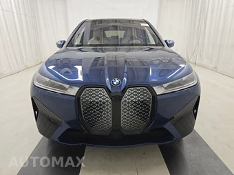 2025 BMW iX xDrive50 - miniatura 2