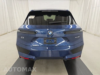 2025 BMW iX xDrive50 - miniatura 5