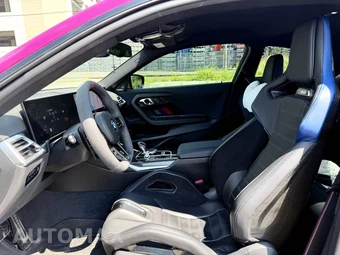 2025 BMW M2 - miniatura 9