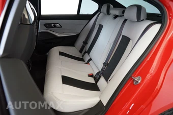2025 BMW M3 Sedan Competition xDrive - miniatura 23