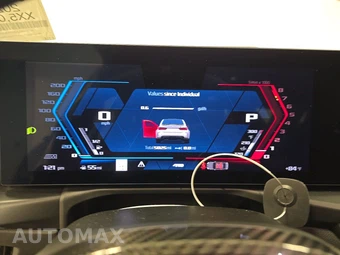 2025 BMW M3 Sedan Competition xDrive - miniatura 12