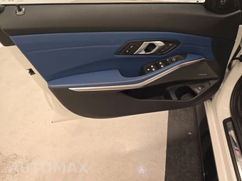 2025 BMW M3 Sedan Competition xDrive - miniatura 9