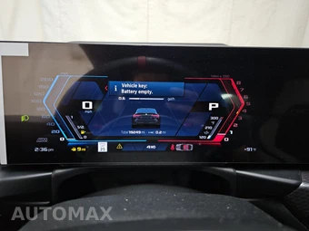 2025 BMW M4 Competition xDrive Coupe - miniatura 12