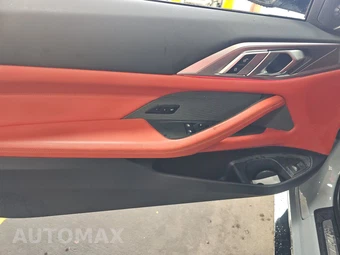 2025 BMW M4 Competition xDrive Coupe - miniatura 9
