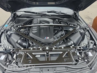 2025 BMW M4 Competition xDrive Coupe - miniatura 18