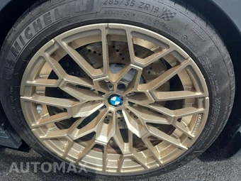 2025 BMW M4 Competition xDrive Coupe - miniatura 9