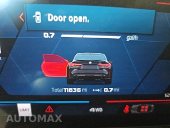 2025 BMW M4 Competition xDrive Coupe – miniatura 12