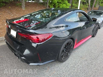 2025 BMW M4 Competition xDrive Coupe - miniatura 3
