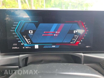 2025 BMW M4 Competition xDrive Coupe - miniatura 9