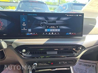 2025 BMW M4 Coupe – miniatura 10