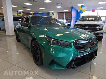2025 BMW M5 Sedan - miniatura 4