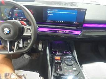 2025 BMW M5 Touring Wagon - miniatura 11